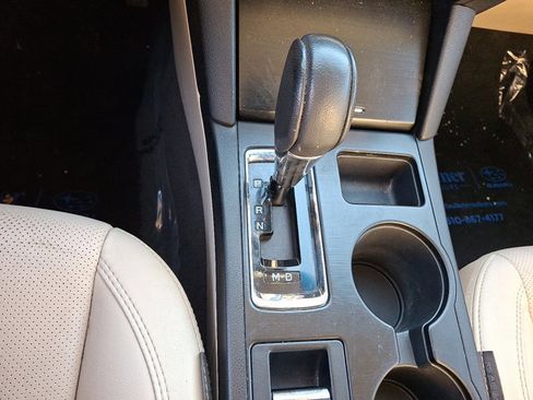 Used 2019 Subaru Outback 2.5i Limited w/ Popular Package #2 image 16