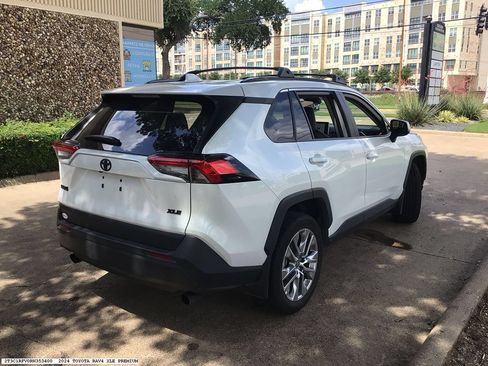 Used 2024 Toyota RAV4 XLE Premium FWD image 4