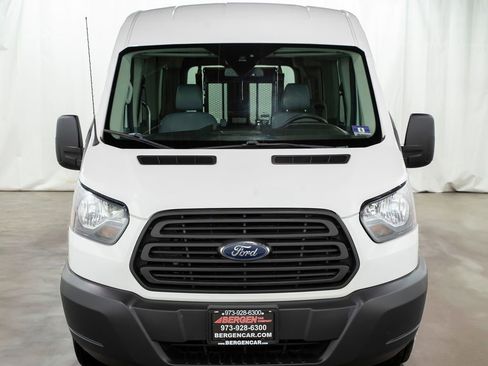 Used 2018 Ford Transit 150 XL image 5