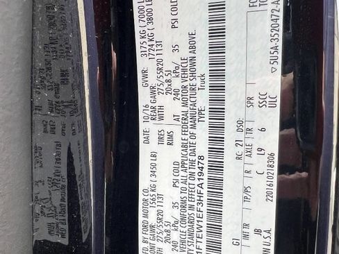 Used 2017 Ford F150 XLT w/ Equipment Group 302A Luxury image 8