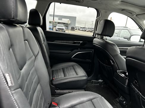 Used 2024 Kia Telluride SX Prestige AWD/4WD image 12