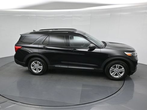 Certified 2023 Ford Explorer XLT w/ Equipment Group 202A RWD image 52