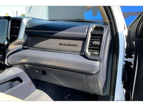 Used 2020 RAM 1500 Limited AWD/4WD image 18