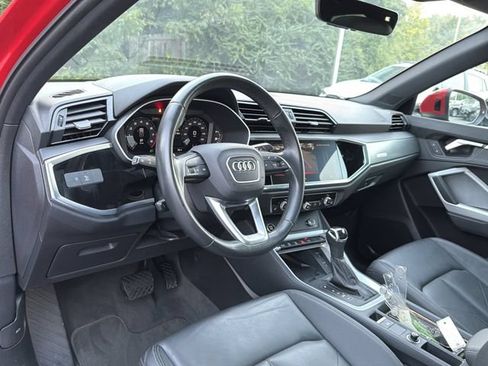 Used 2024 Audi Q3 2.0T Premium AWD/4WD image 9