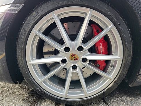 Used 2024 Porsche 911 Carrera 4 GTS image 14