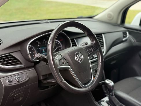 Used 2018 Buick Encore Preferred FWD image 5