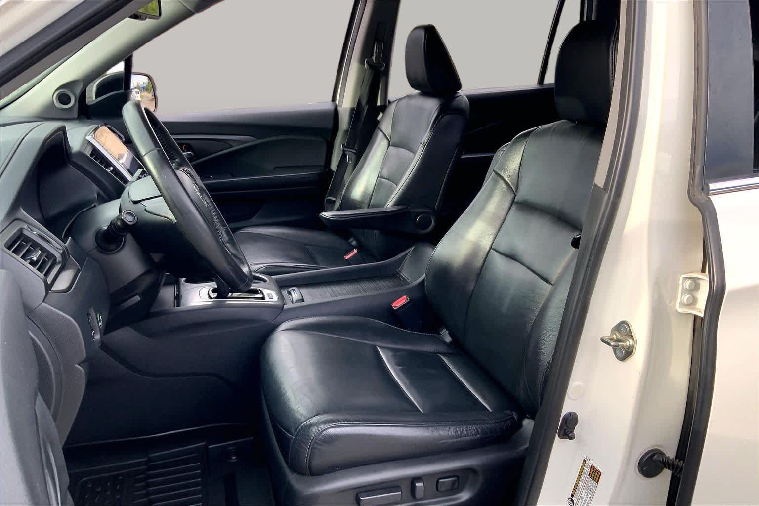 Used 2017 Honda Pilot EX-L image 7