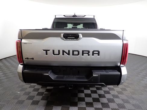 Used 2024 Toyota Tundra Limited w/ TRD Off-Road Package AWD/4WD image 17