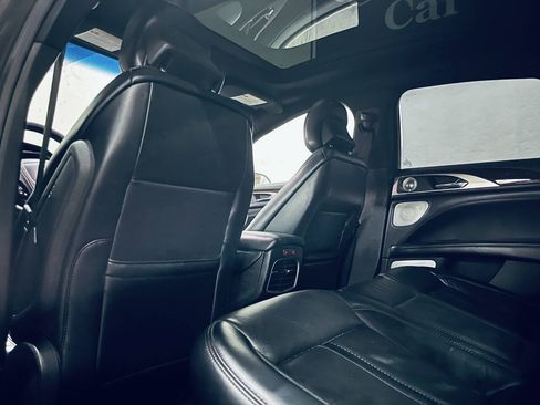 Used 2019 Lincoln MKZ Reserve w/ Luxury Package FWD image 19