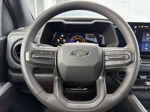 New 2026 Chevrolet Colorado Trail Boss w/ Midnight Edition AWD/4WD image 20