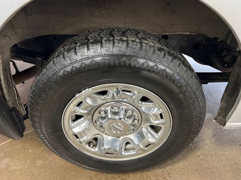 Used 2017 Nissan NV 3500 SV RWD image 59