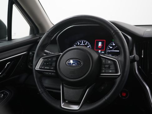 Used 2023 Subaru Outback Touring AWD/4WD image 14