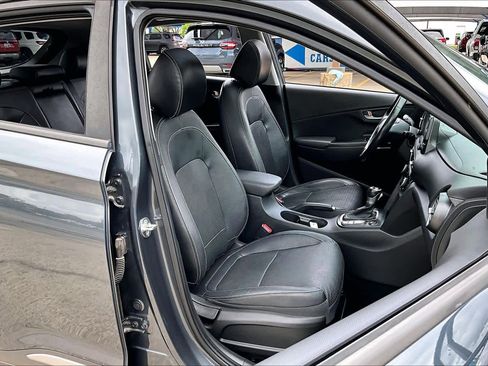 Used 2019 Hyundai Kona Limited image 9