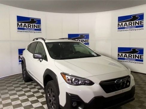 Used 2021 Subaru Crosstrek 2.5i Sport w/ Moonroof Package image 4