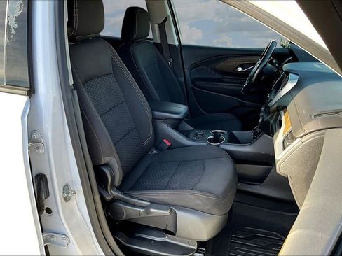 Used 2020 GMC Terrain SLE w/ Driver Convenience Package image 30