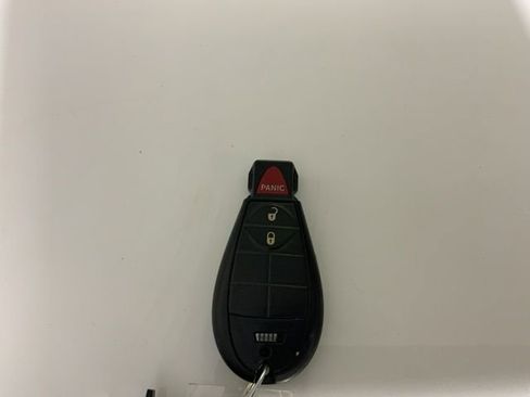 Used 2018 RAM 2500 SLT image 32