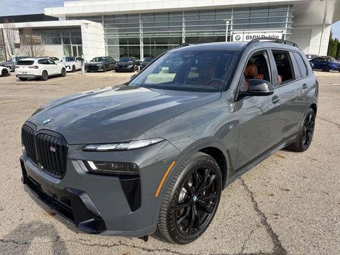 New 2026 BMW X7 M60i image 1