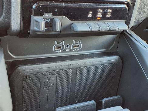 Certified 2025 RAM 1500 Laramie w/ Bed Utility Group image 6