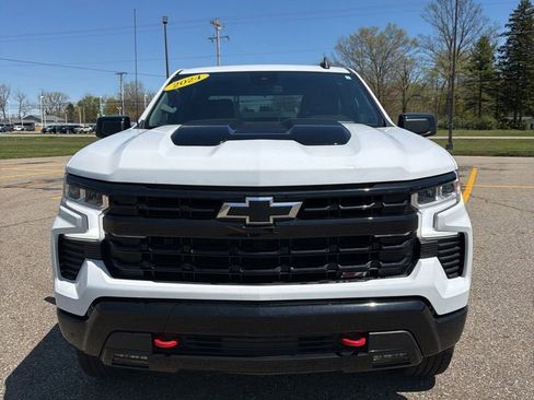 Used 2024 Chevrolet Silverado 1500 LT Trail Boss w/ Protection Package AWD/4WD image 2