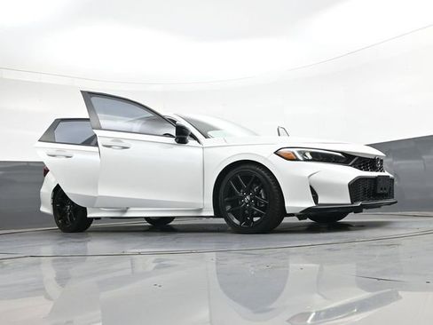 Used 2025 Honda Civic Sport image 43