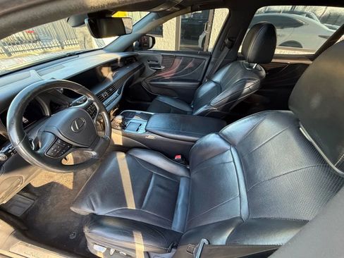 Used 2018 Lexus LS 500 AWD image 32
