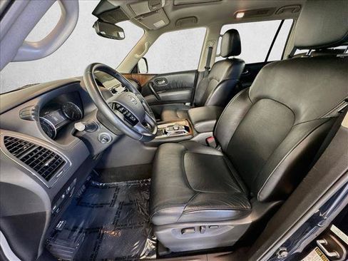 Used 2024 Nissan Armada SL w/ Captain's Chairs Package RWD image 19