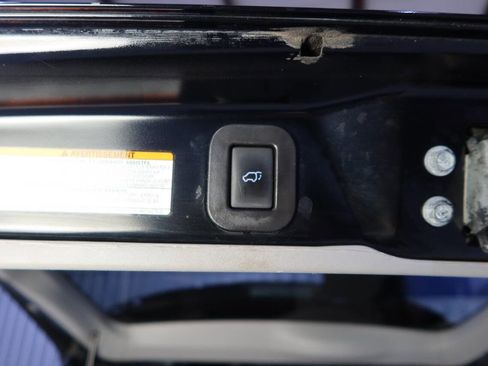 Used 2019 Toyota Sienna XLE 8 Passenger 4dr Mini Van image 28