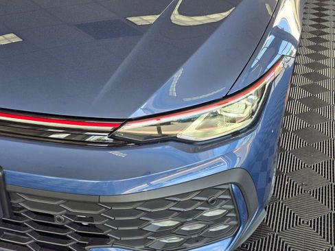 New 2026 Volkswagen GTI SE FWD image 9