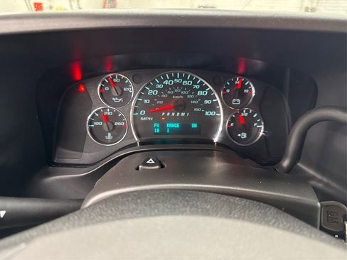 Used 2025 GMC Savana 3500 LT w/ LT Preferred Equipment Group image 21