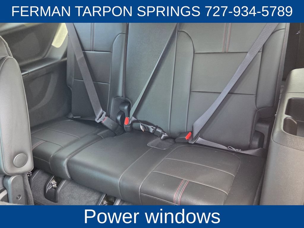 Certified 2023 Chevrolet Traverse RS FWD image 16