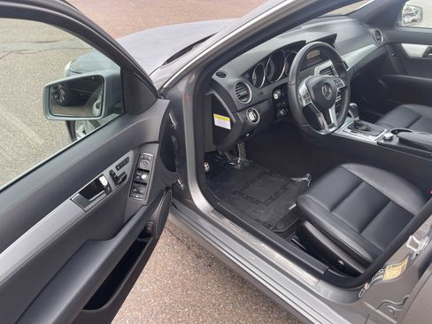 Used 2013 Mercedes-Benz C 250 Sedan w/ Premium 1 Pkg image 16