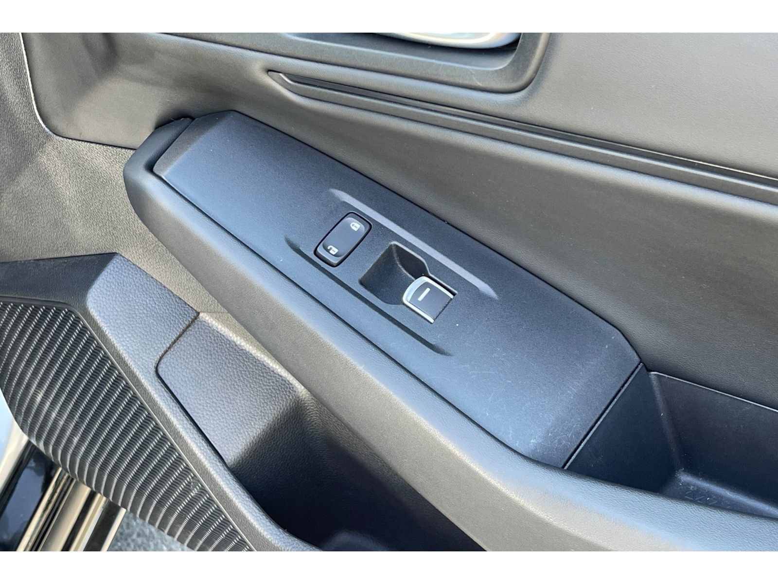 Used 2025 Honda Accord EX-L image 21