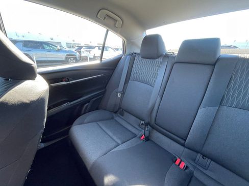 Used 2025 Toyota Camry LE image 39