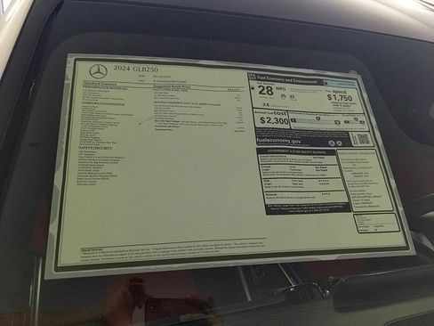 New 2024 Mercedes-Benz GLB 250 image 21