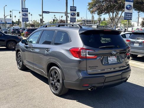 Used 2023 Subaru Ascent Onyx Edition image 6