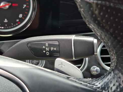 Used 2018 Mercedes-Benz E 300 4MATIC image 14
