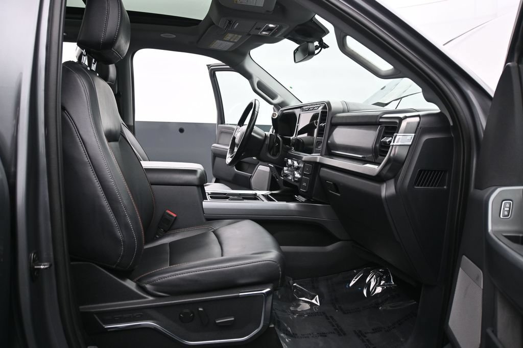 Used 2023 Ford F450 Lariat w/ Lariat Ultimate Package AWD/4WD image 13