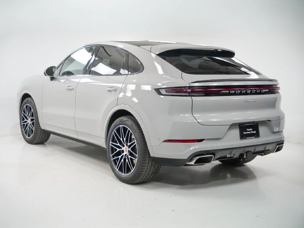 Certified 2026 Porsche Cayenne Coupe AWD/4WD image 3