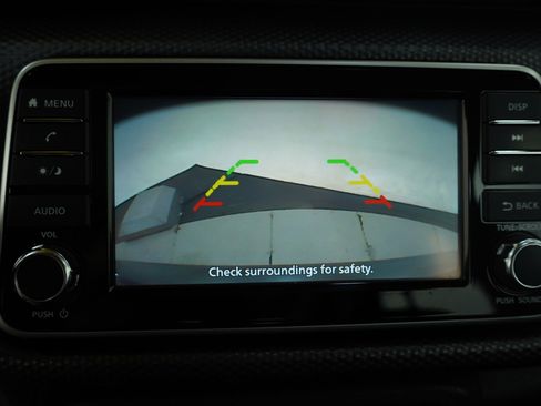 Used 2019 Nissan Kicks S image 26