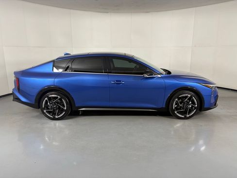 New 2026 Kia K4 EX FWD image 9
