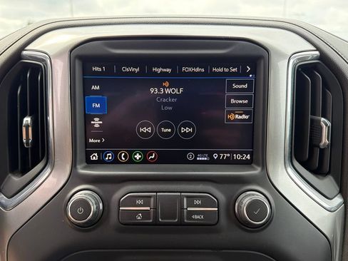 Used 2020 Chevrolet Silverado 1500 LT Trail Boss AWD/4WD image 16