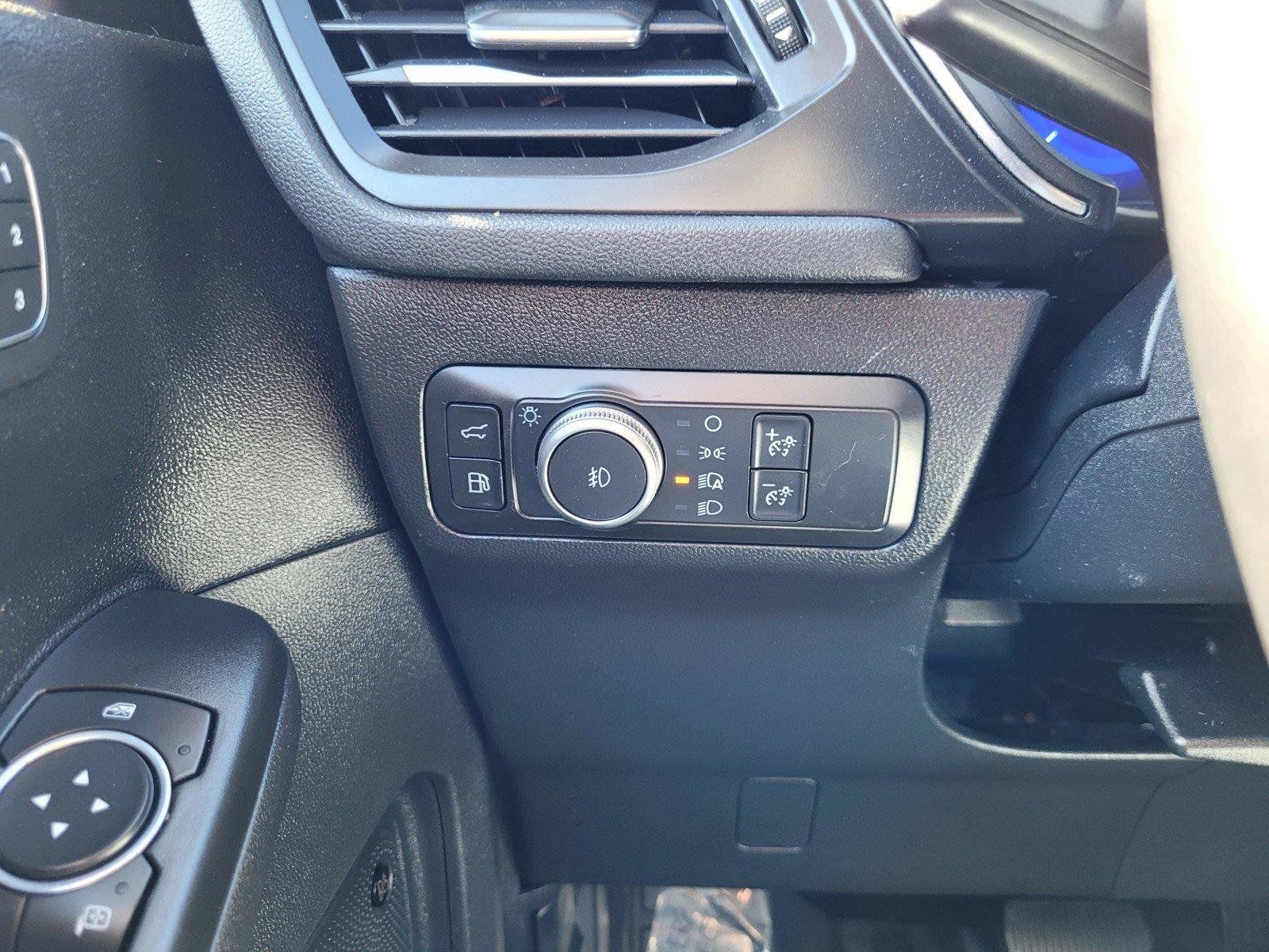 Used 2020 Ford Escape Titanium AWD/4WD image 30