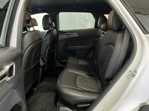 Used 2023 Kia Sportage X-Line AWD/4WD image 11