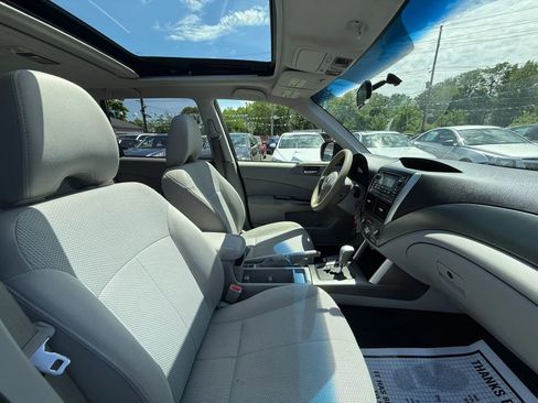 Used 2013 Subaru Forester 2.5X Premium AWD/4WD image 48