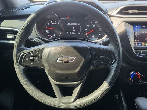 Used 2021 Chevrolet TrailBlazer LT AWD/4WD image 24