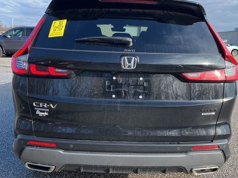 Used 2024 Honda CR-V Sport Touring image 10