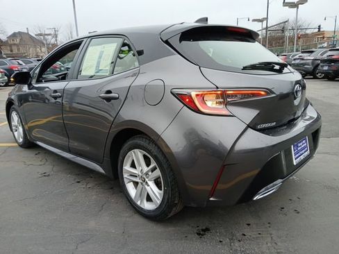 Used 2022 Toyota Corolla SE w/ SE Preferred Package image 5