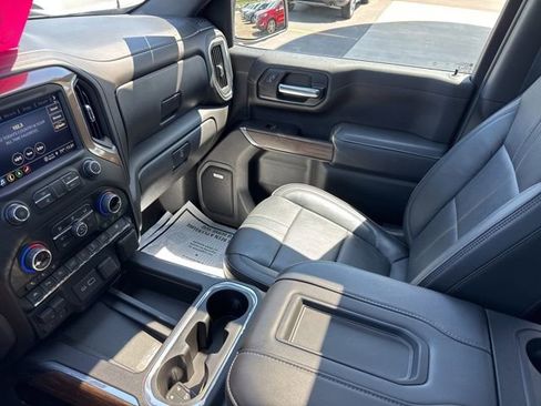 Used 2021 Chevrolet Silverado 1500 High Country w/ Technology Package AWD/4WD image 23