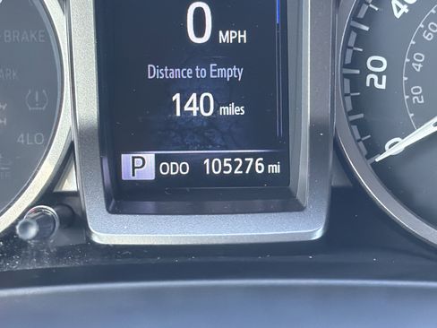 Used 2022 Toyota Tacoma SR5 image 21