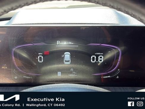 Used 2023 Kia Telluride EX AWD/4WD image 16